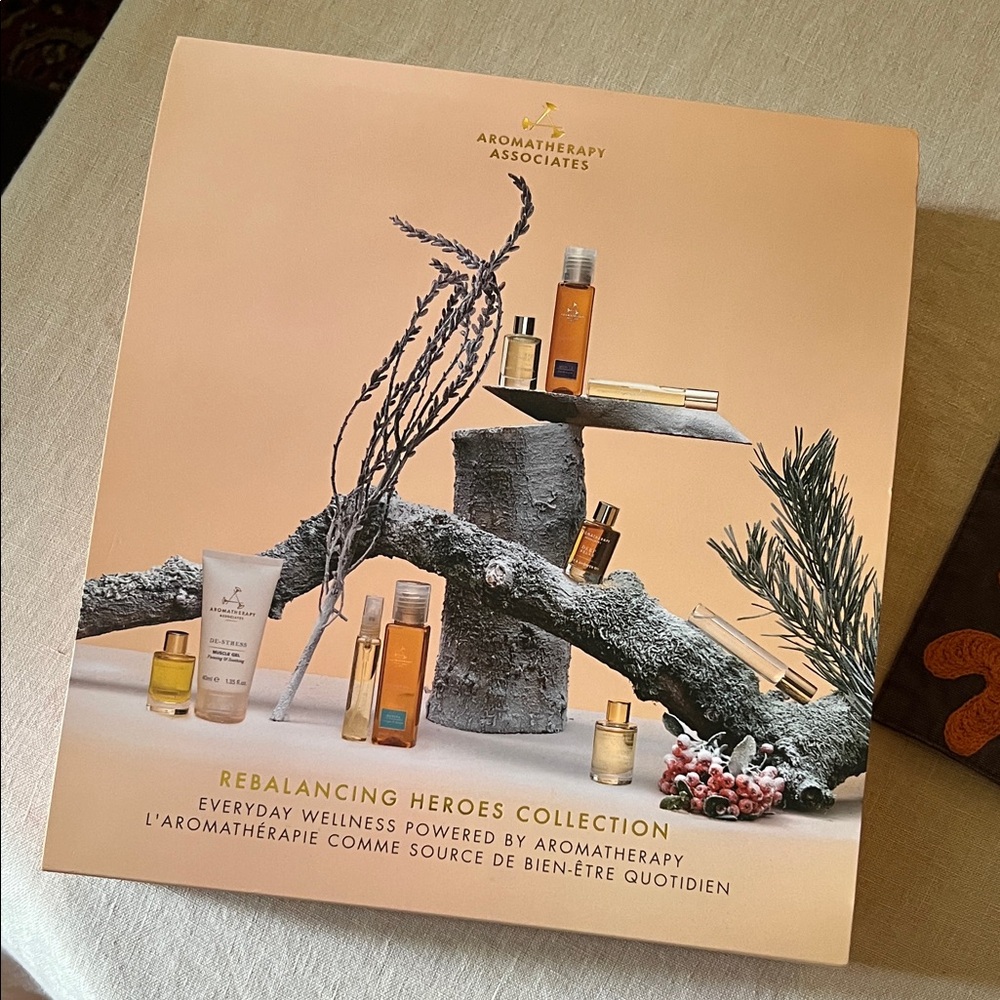 Aromatherapy Associates Rebalancing Heroes Collection set brand new